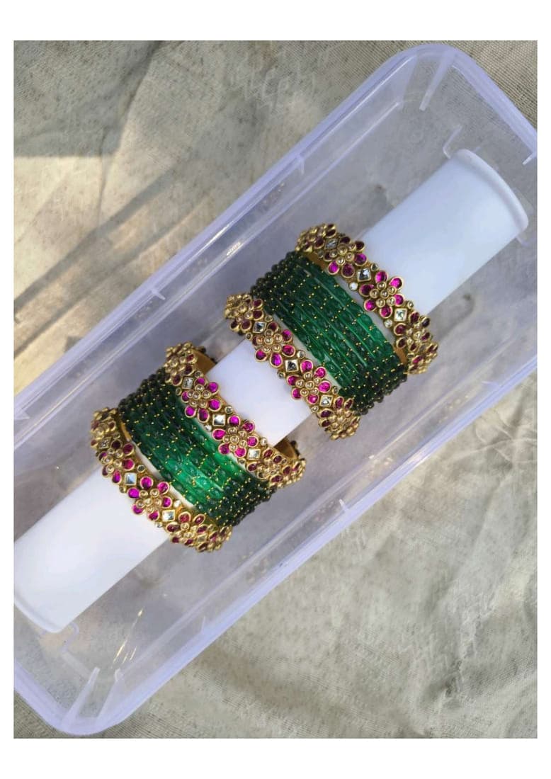 ABARNA (Dark pink with Forest green)